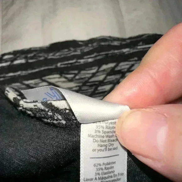 Lularoe small black & white jacquard Classic T. Semi sheer pattern . Gorgeous! - Picture 8 of 9